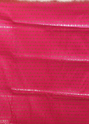 Green Banarasi Silk Saree With Blouse Piece