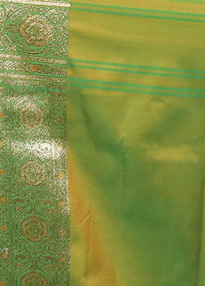 Pink Tanchoi Silk Saree With Blouse Piece