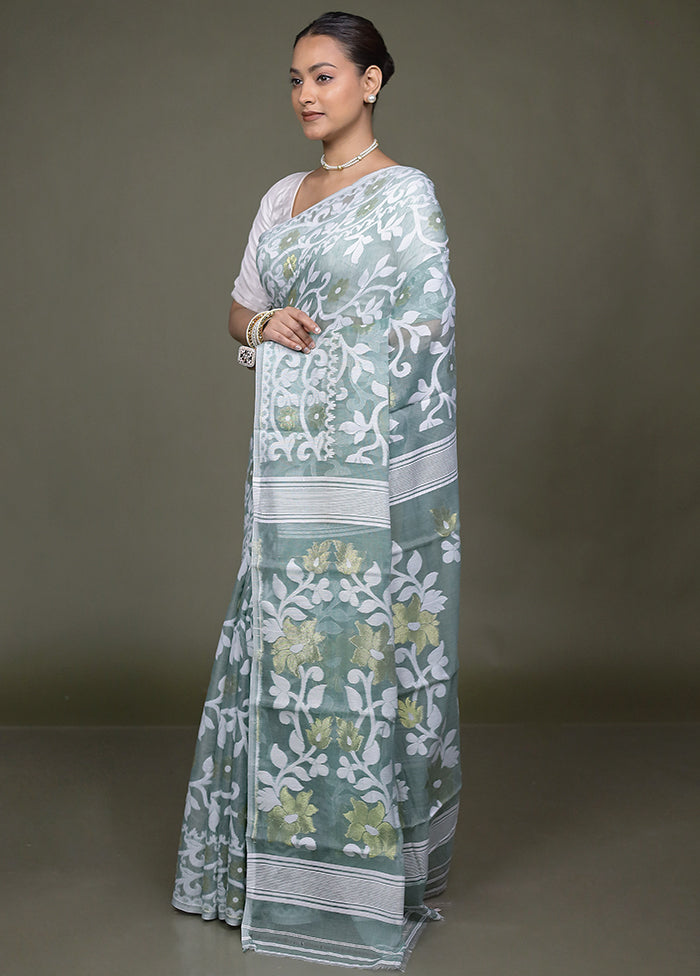 Green Tant Jamdani Saree Without Blouse Piece