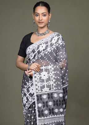 Grey Jamdani Cotton Saree Without Blouse Piece