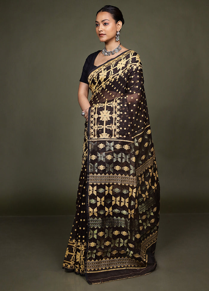 Maroon Tant Jamdani Saree Without Blouse Piece