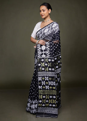Blue Tant Jamdani Saree Without Blouse Piece