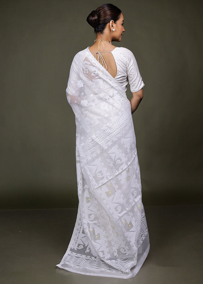 White Tant Jamdani Saree Without Blouse Piece
