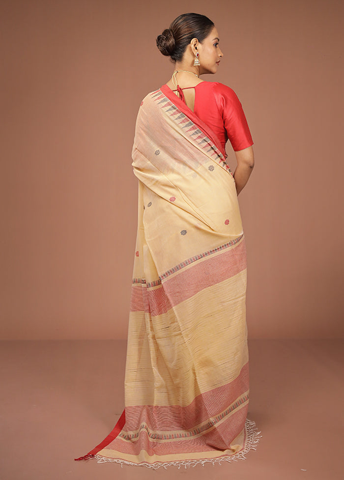 Cream Matka Silk Saree With Blouse Piece
