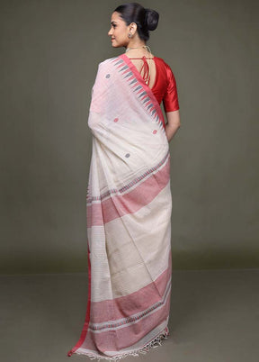 White Cotton Saree With Blouse Piece