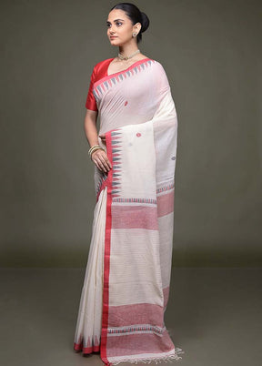 White Matka Silk Saree With Blouse Piece