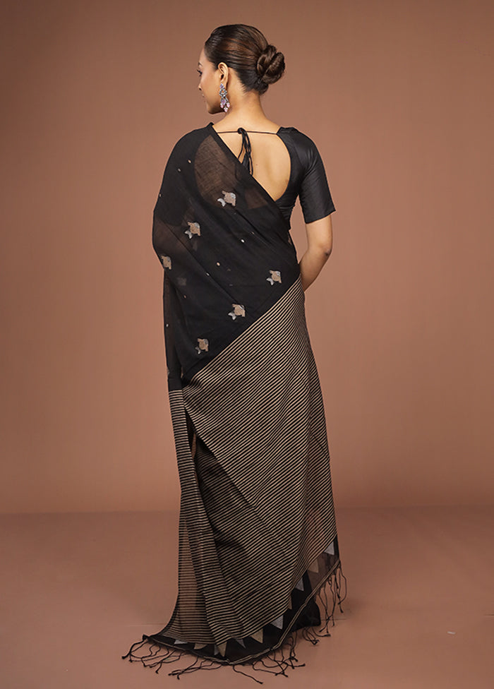 Black Matka Silk Saree With Blouse Piece