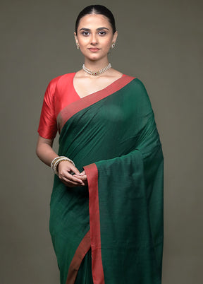 Green Matka Silk Saree With Blouse Piece