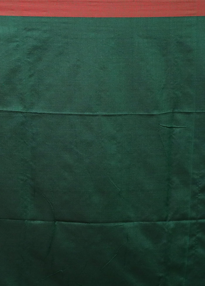 Green Matka Silk Saree With Blouse Piece