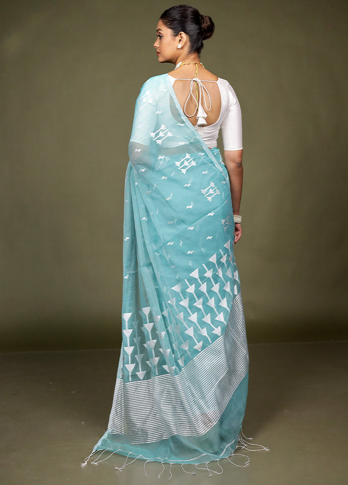 Green Matka Silk Saree With Blouse Piece