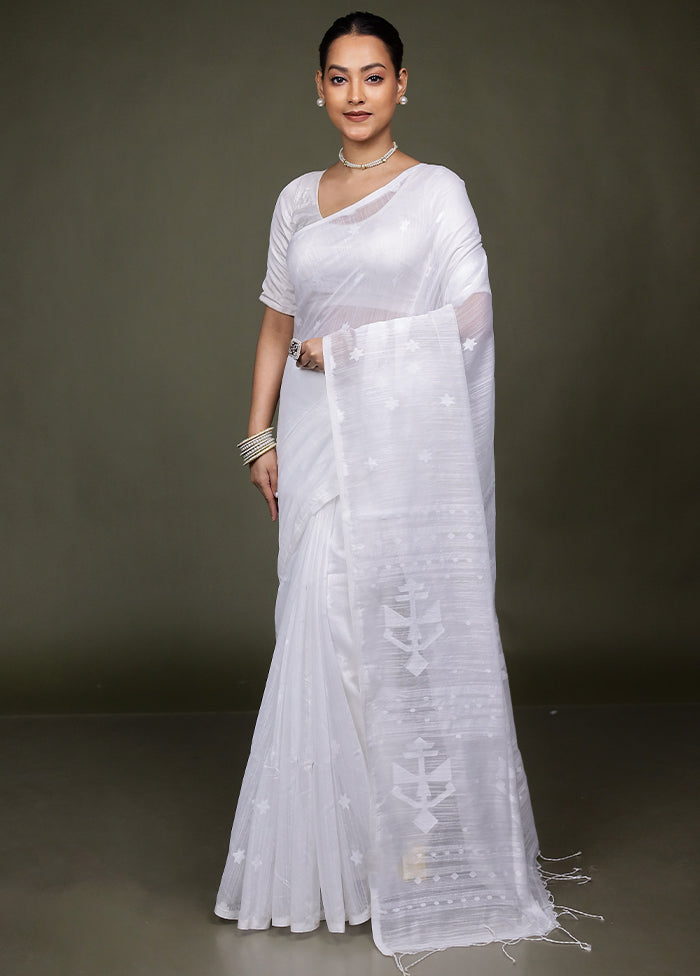 White Matka Silk Saree With Blouse Piece