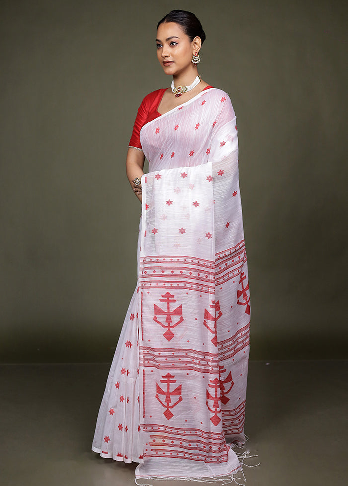White Matka Silk Saree With Blouse Piece