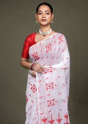 White Matka Silk Saree With Blouse Piece