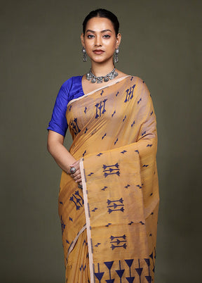 Cream Matka Silk Saree With Blouse Piece