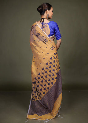Cream Matka Silk Saree With Blouse Piece