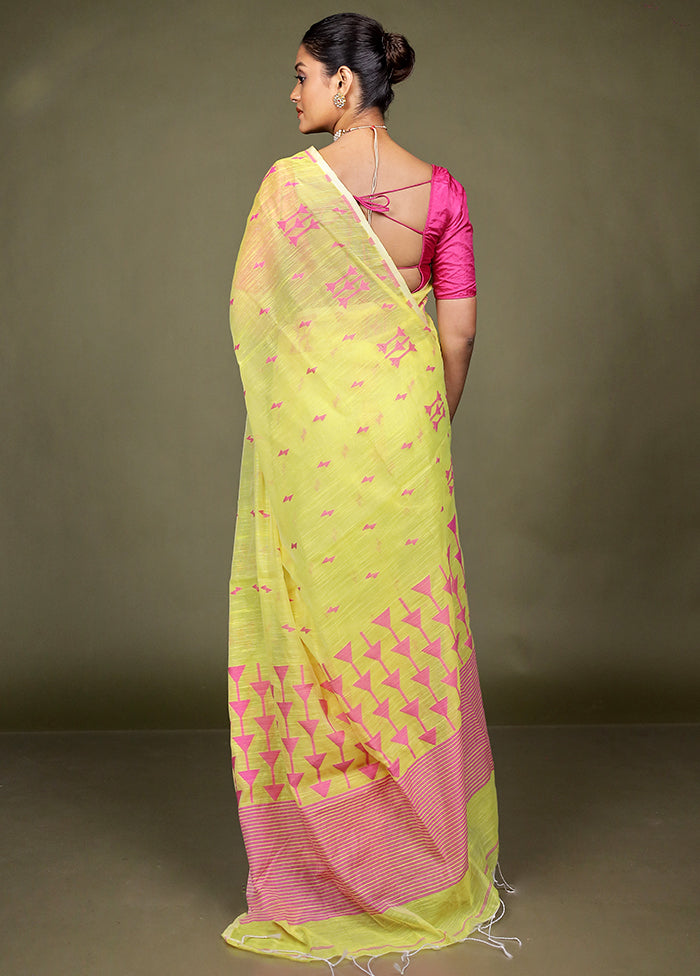Yellow Matka Silk Saree With Blouse Piece