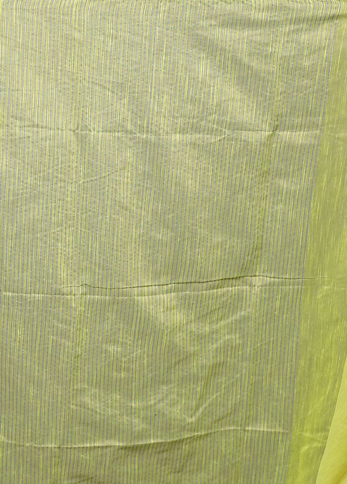 Yellow Matka Silk Saree With Blouse Piece