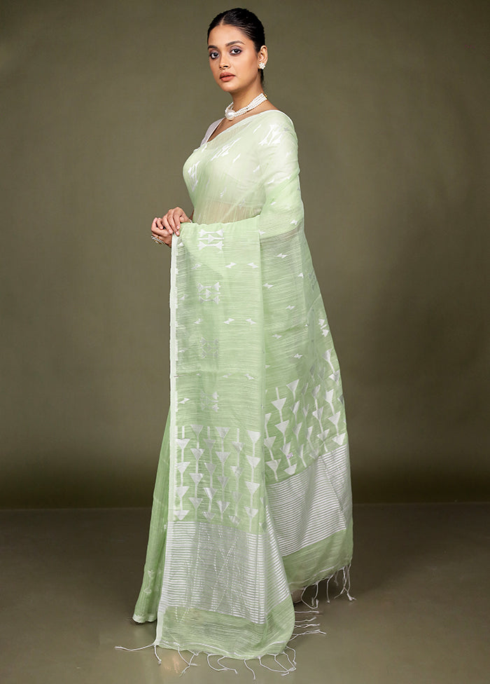 Green Matka Silk Saree With Blouse Piece