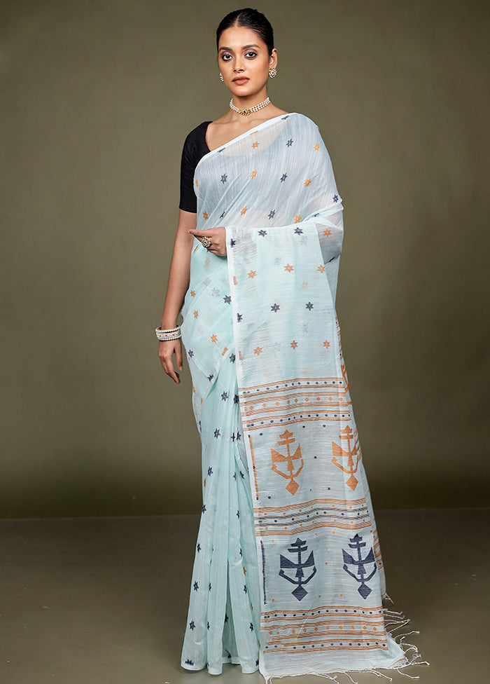 Blue Matka Silk Saree With Blouse Piece