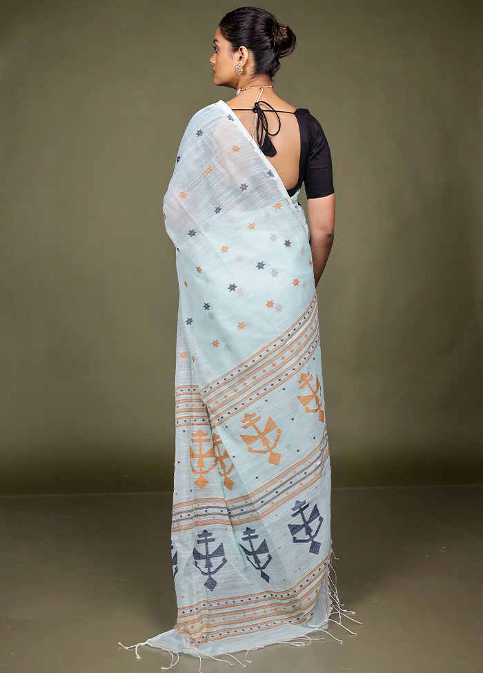 Blue Matka Silk Saree With Blouse Piece