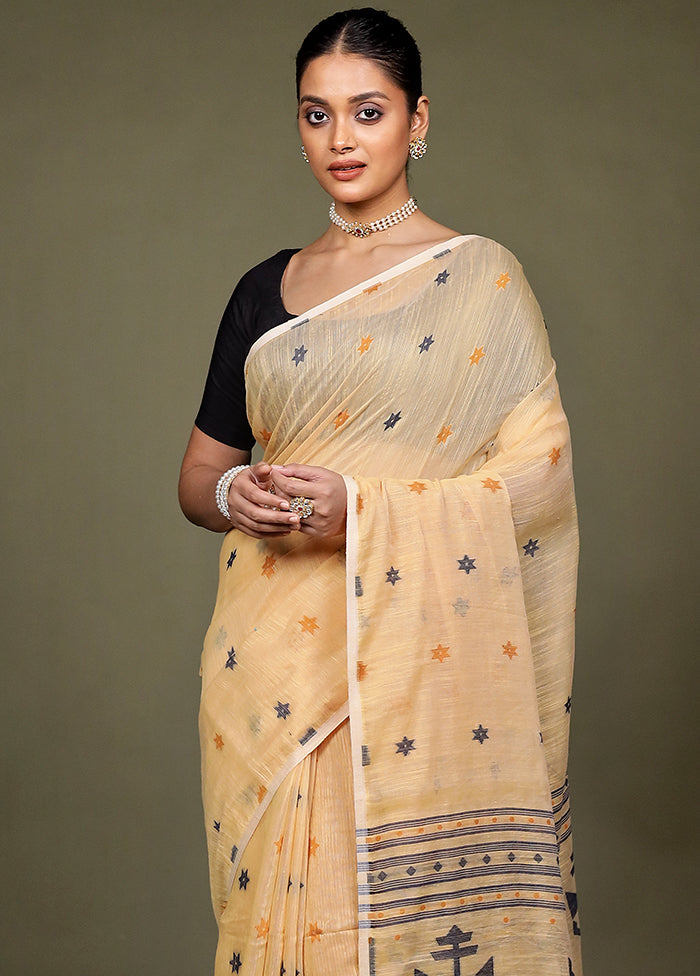 Cream Matka Silk Saree With Blouse Piece