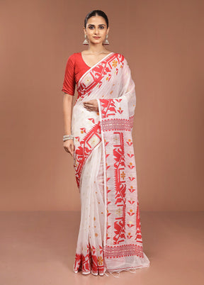 White Matka Silk Saree With Blouse Piece