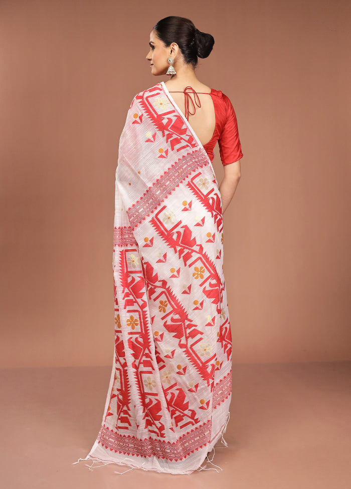White Matka Silk Saree With Blouse Piece