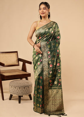Green Dupion Silk Saree With Blouse Piece