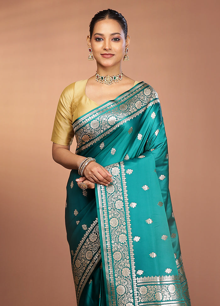 Green Banarasi Silk Saree With Blouse Piece