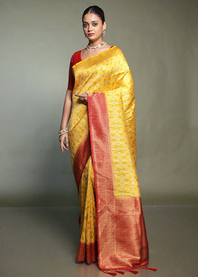 Yellow Dupion Silk Saree With Blouse Piece