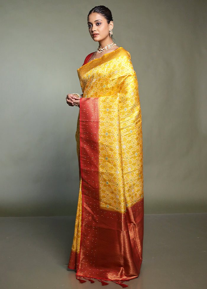 Yellow Dupion Silk Saree With Blouse Piece