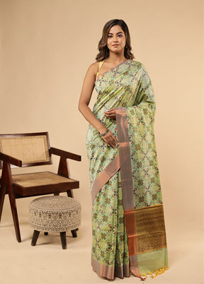 Green Dupion Silk Saree With Blouse Piece