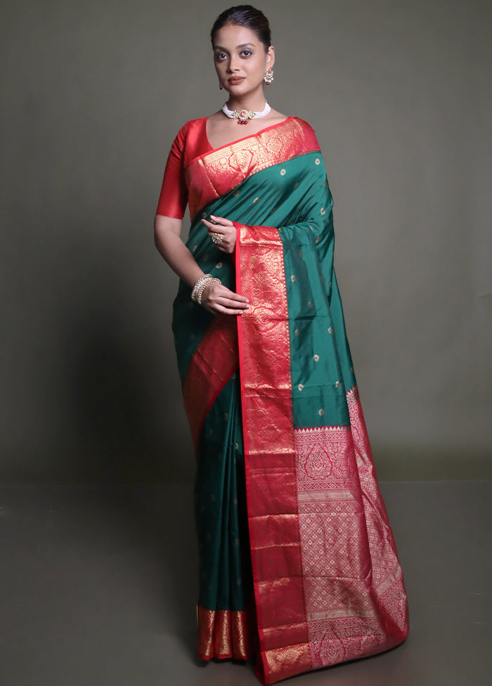 Green Kanjivaram Silk Saree With Blouse Piece