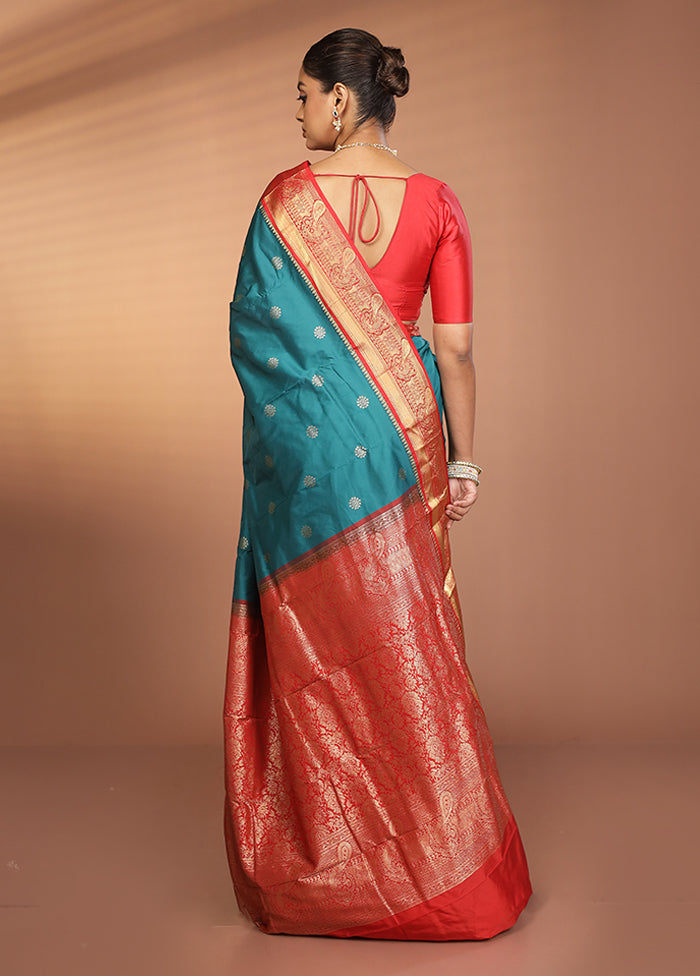 Green Kanjivaram Silk Saree With Blouse Piece