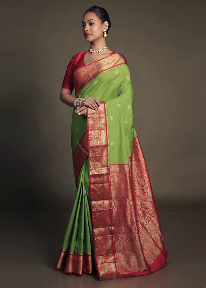 Green Kanjivaram Silk Saree With Blouse Piece