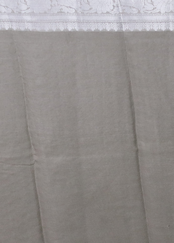 Grey Kora Silk Saree With Blouse Piece