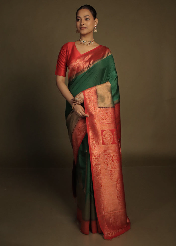 Green Dupion Silk Saree With Blouse Piece