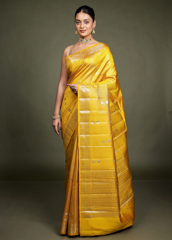 Yellow Handloom Dupion Pure Silk Saree With Blouse Piece