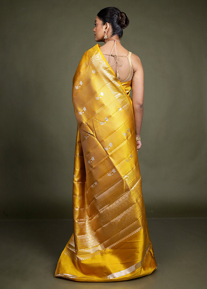 Yellow Handloom Dupion Pure Silk Saree With Blouse Piece