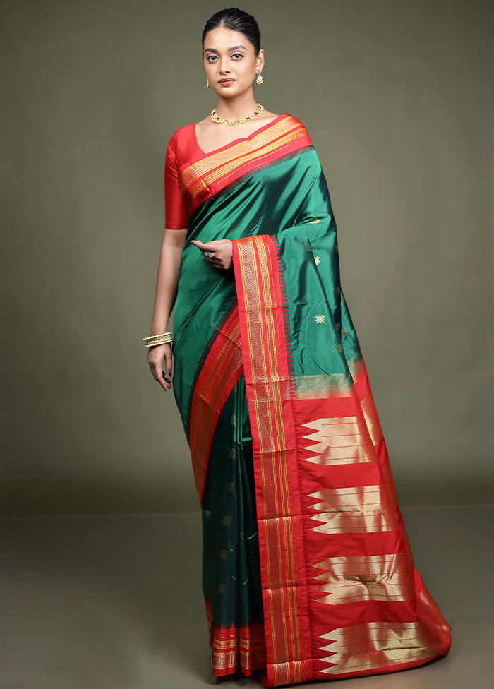 Green Kanjivaram Silk Saree With Blouse Piece