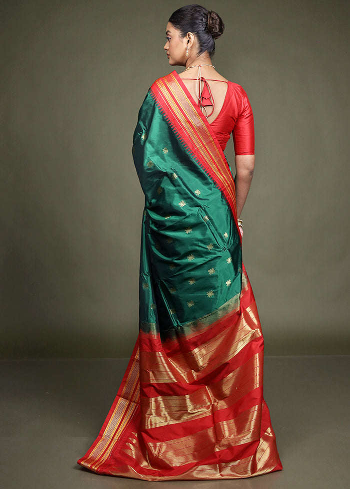 Green Kanjivaram Silk Saree With Blouse Piece