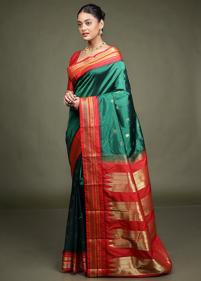 Green Kanjivaram Silk Saree With Blouse Piece