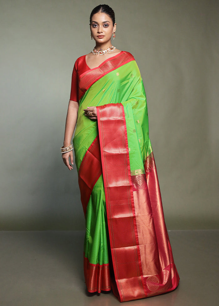 Green Kanjivaram Silk Saree With Blouse Piece