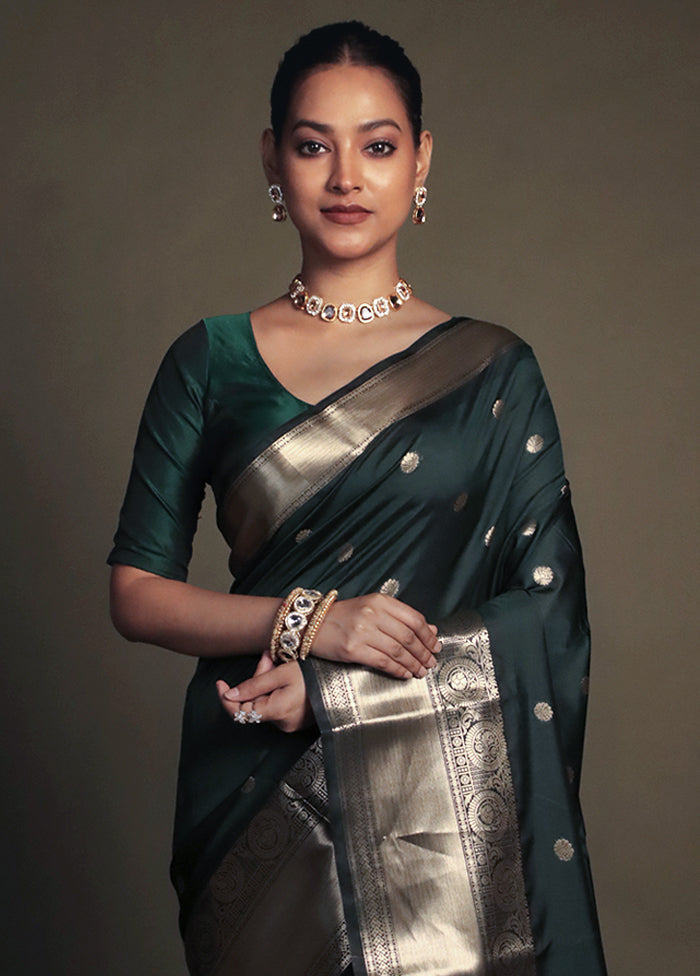 Green Kora Silk Saree With Blouse Piece