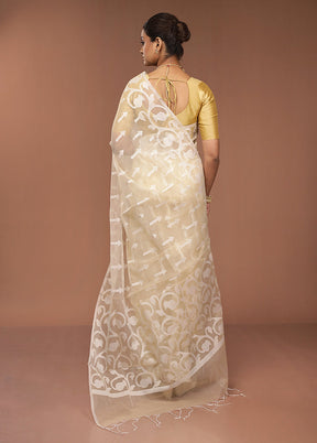Cream Organza Saree With Blouse Piece