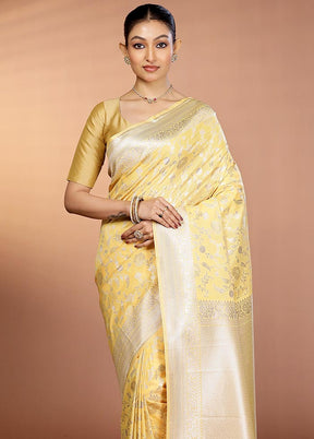 Yellow Uppada Silk Saree With Blouse Piece