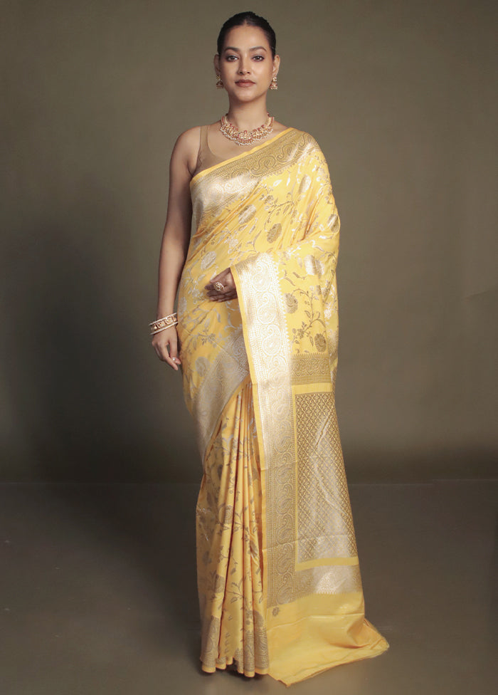 Yellow Uppada Silk Saree With Blouse Piece