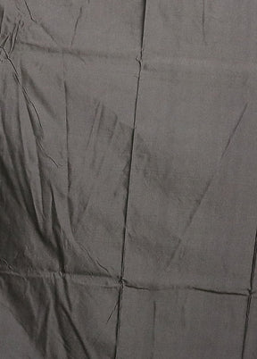 Grey Uppada Silk Saree With Blouse Piece
