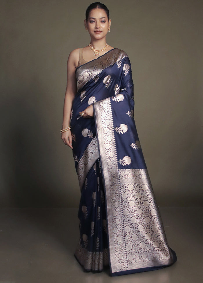 Blue Uppada Silk Saree With Blouse Piece
