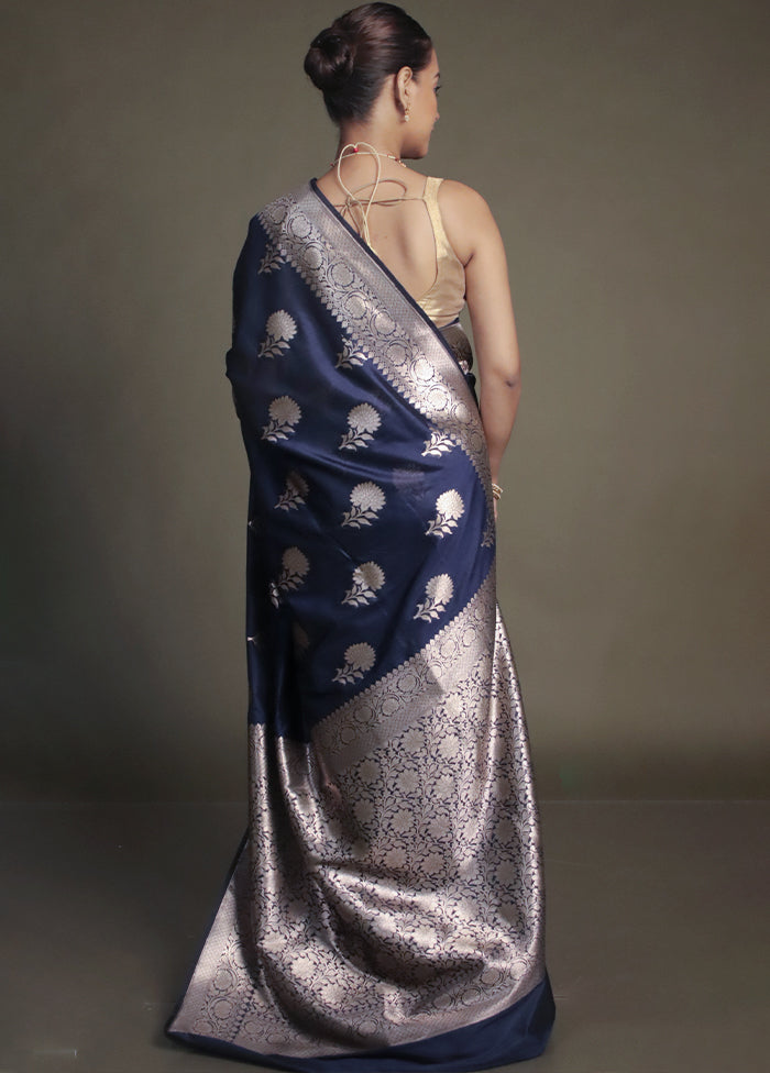 Blue Uppada Silk Saree With Blouse Piece